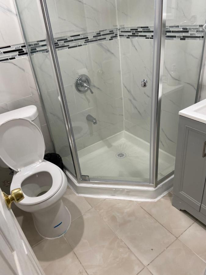 A Delightful Room In Queens 纽约 外观 照片