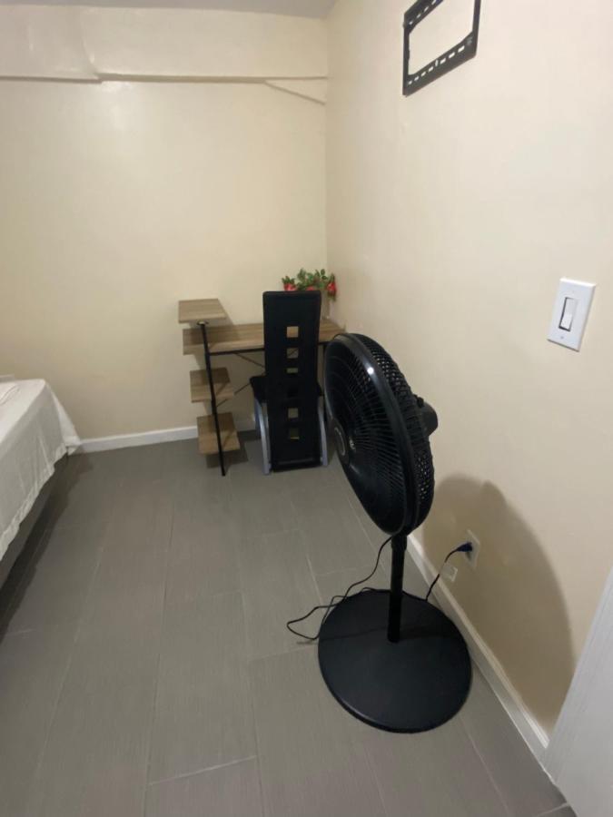 A Delightful Room In Queens 纽约 外观 照片